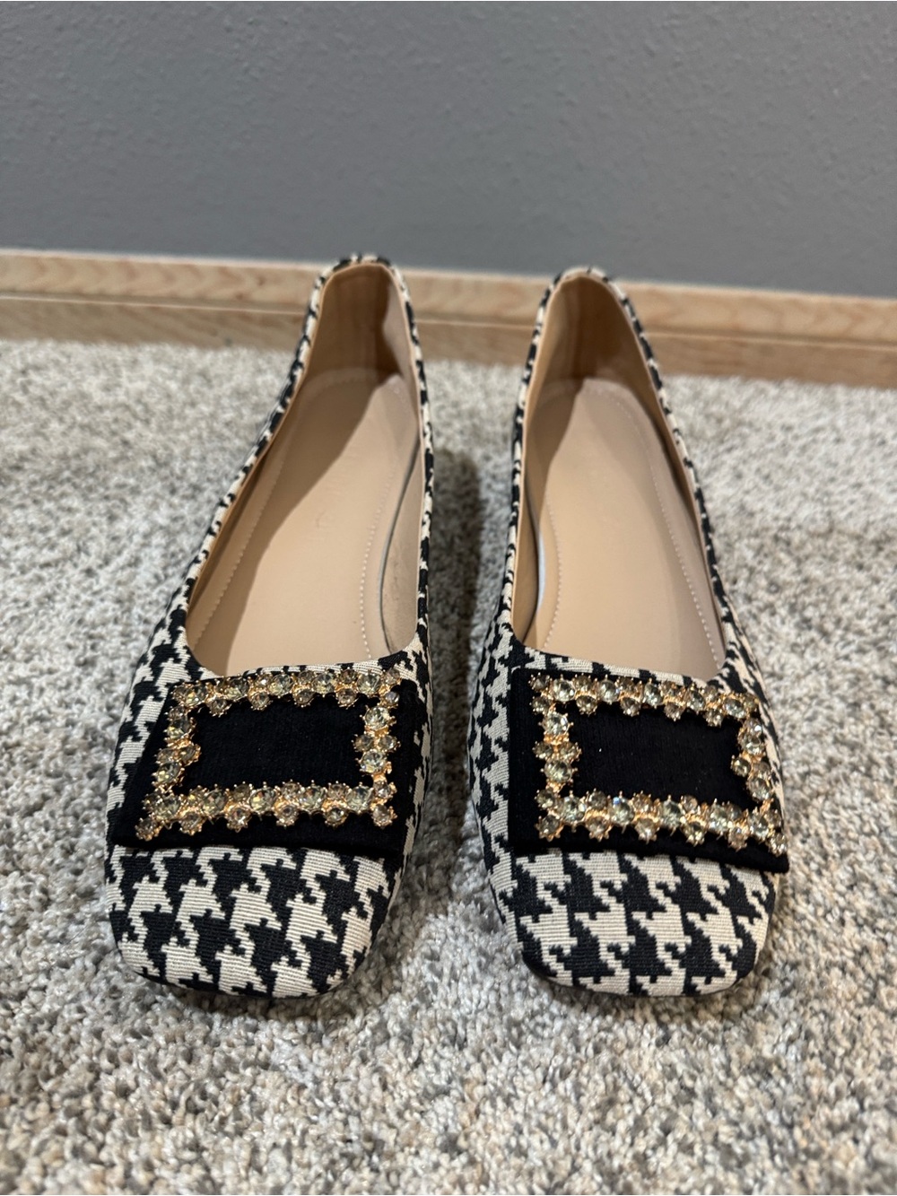 Black & White Houndstooth Embellished Women's Flats
